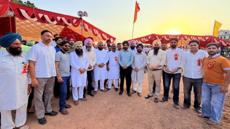 Mayor Sarabjeet Singh Samana Attends Wrestling Event at Guga Maari Fair in Village Kumbra