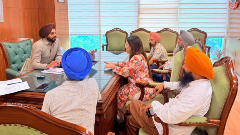 Sarabjeet Singh Samana listens to residents’ problems during area meeting