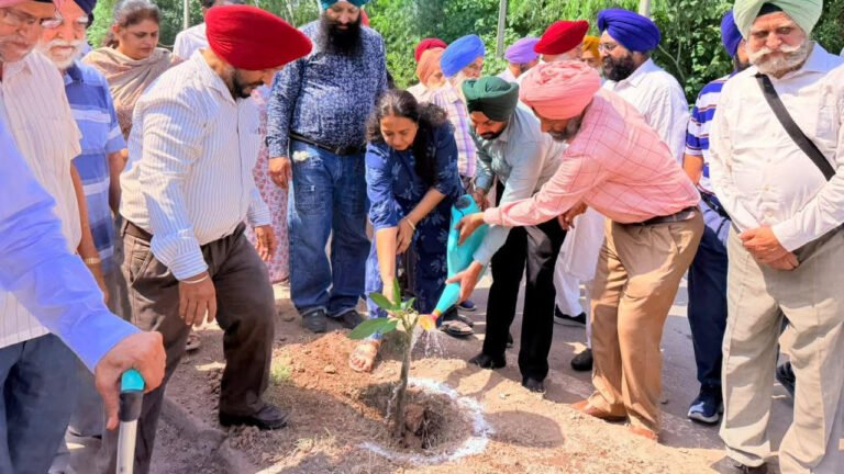 Tree-planting campaign function attended by Sarabjeet Singh Samana