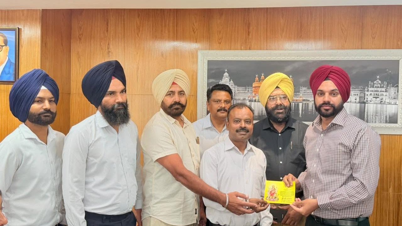 Mohali ward issues raised by people at Sarabjeet Singh Samana’s office