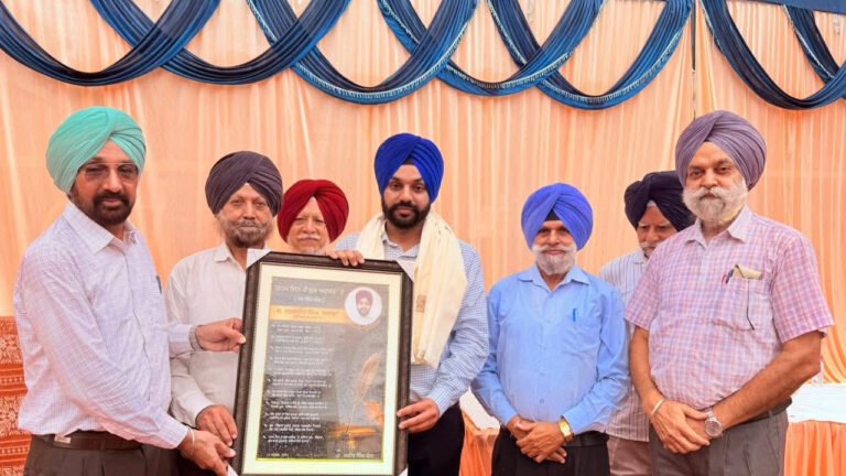 Sarabjeet Singh Samana Honoured at Mayor Felicitation Programme